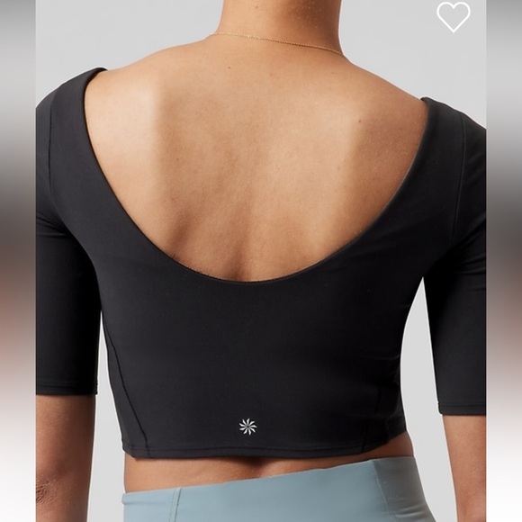 Athleta Exhilarate Crop A-C - M - Picture 2 of 2